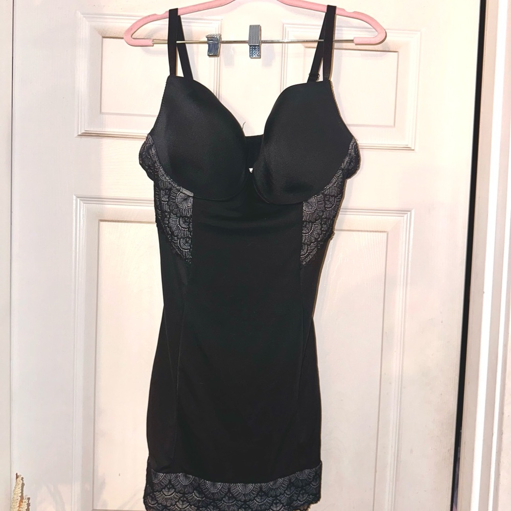 Ashley Stewart Shapewear 1X Slip with Underwire Bra